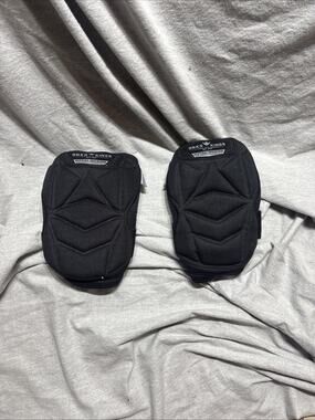 BNKR Bunkerkings Royal Guard Paintball Knee Pads Black Used XL